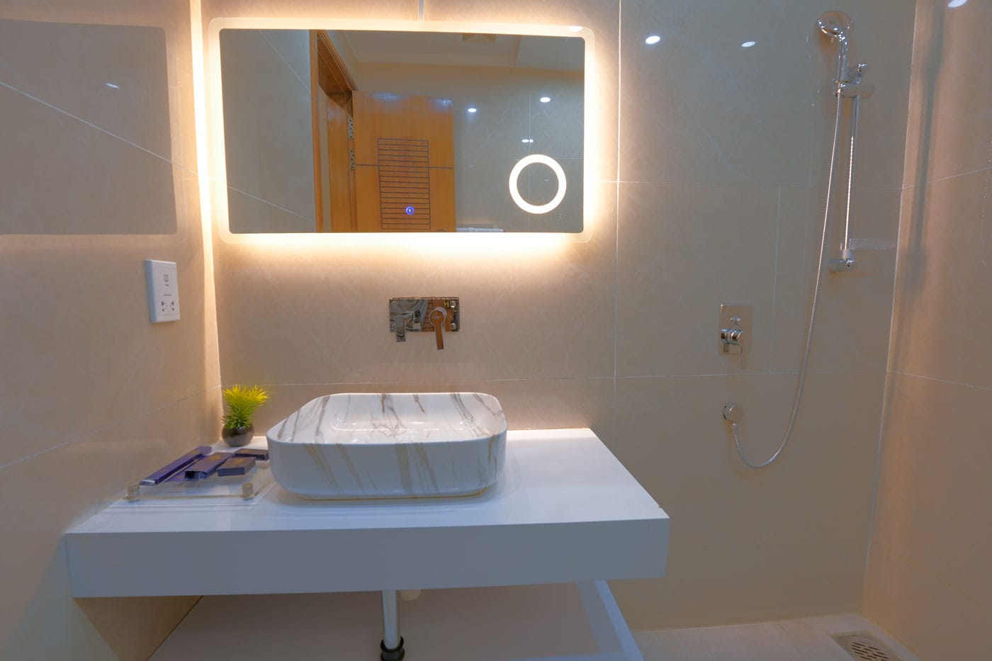 Family Suite at MB Residencia Hotel in Lahore